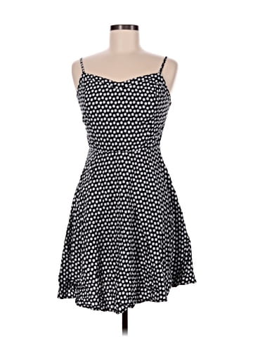Old Navy Casual Dress (view 1)