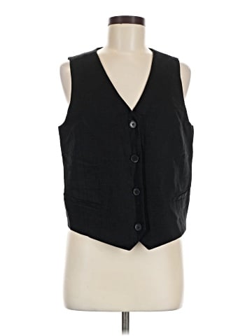 Old Navy Sleeveless Button-Down Shirt (view 1)