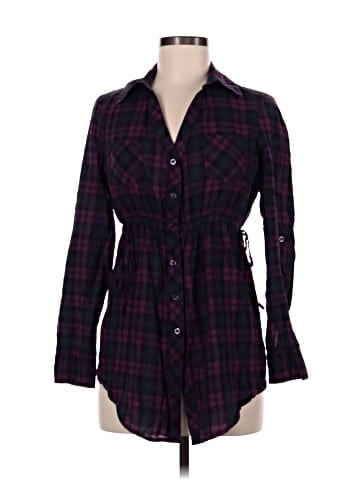 Forever 21 Long Sleeve Button-Down Shirt (view 1)