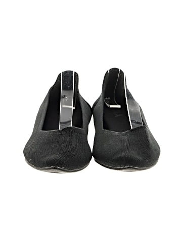 Mia Flats (view 2)