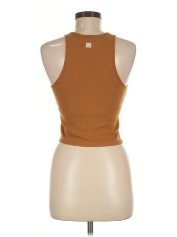 Vuori Tank Top (view 2)