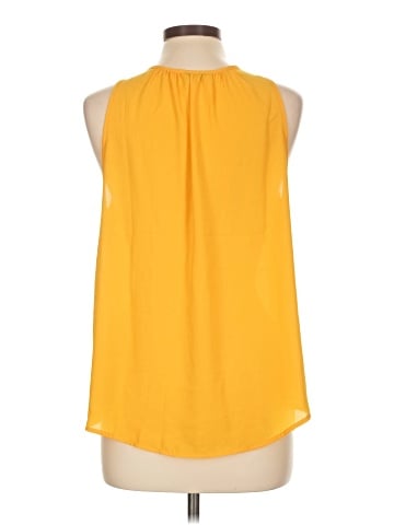 Lily White Tank Top (view 2)