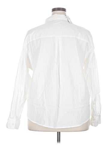 Maurices Long Sleeve Button-Down Shirt (view 2)