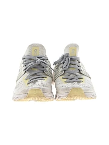 On Cloud Sneakers (view 2)