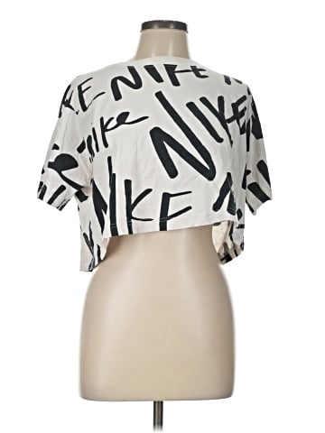 Nike Short Sleeve T-Shirt (view 1)