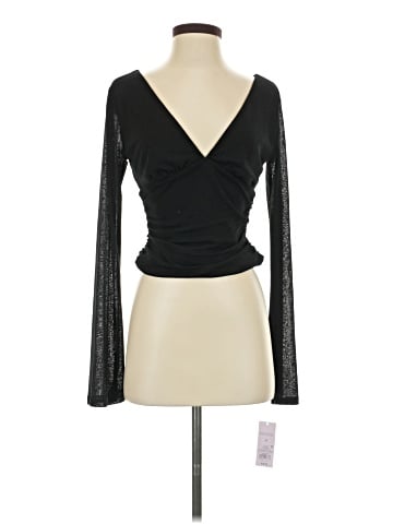 Wild Fable Long Sleeve Top (view 1)