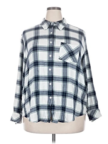 Lane Bryant Long Sleeve Button-Down Shirt (view 1)