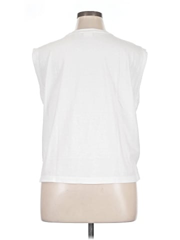 Levi's Sleeveless T-Shirt (view 2)