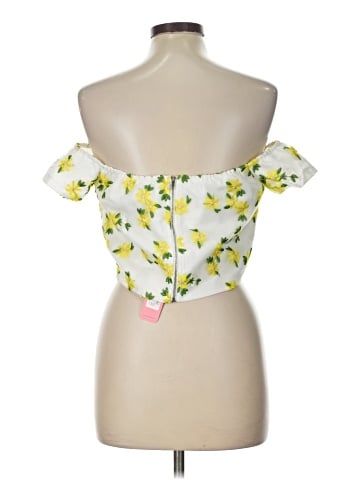 Chi Chi London Sleeveless Blouse (view 2)