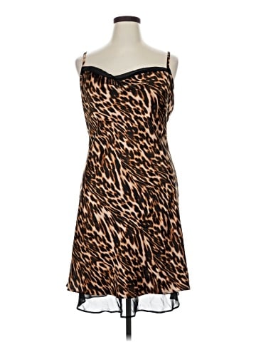 Forever 21 Plus Cocktail Dress (view 1)