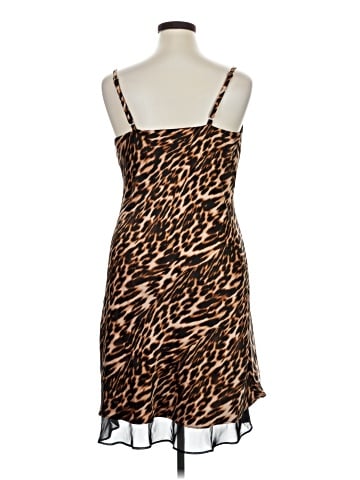 Forever 21 Plus Cocktail Dress (view 2)