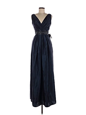 Boutique + Cocktail Dress (view 1)