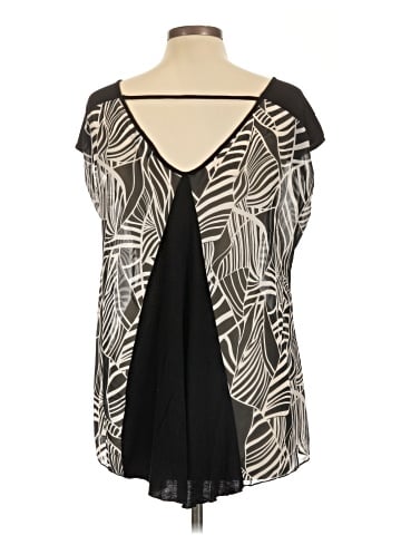 Vanilla Sugar Short Sleeve Blouse (view 2)