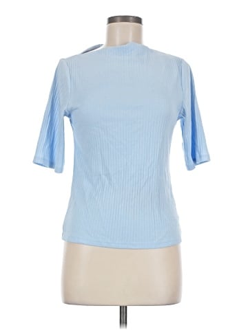 Old Navy Short Sleeve Turtleneck (view 1)