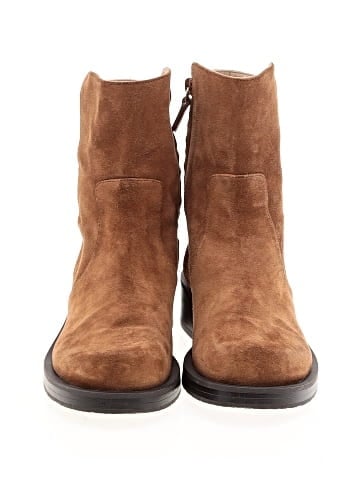 Stuart Weitzman Ankle Boots (view 2)