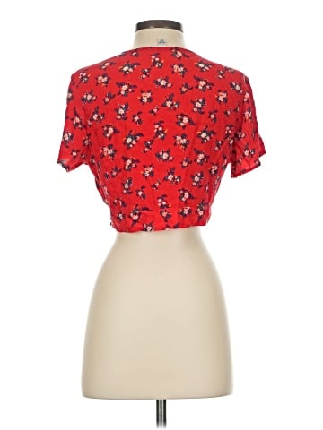 American Eagle Outfitters Short Sleeve Blouse (view 2)
