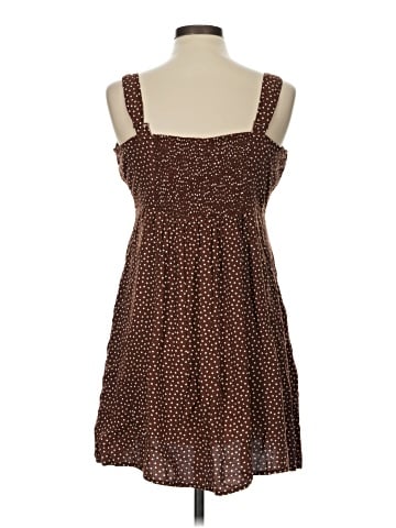Old Navy Casual Dress (view 2)