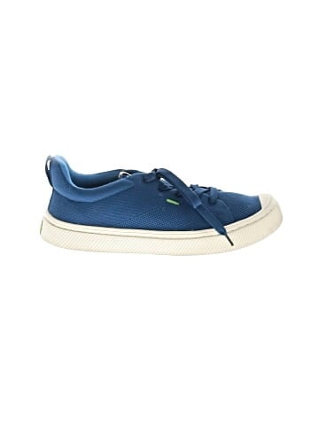 Cariuma Sneakers (view 1)