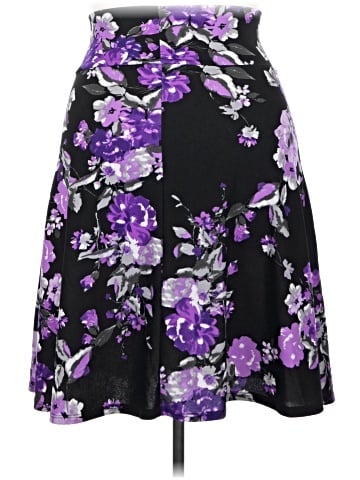 VKY & CO Casual Skirt (view 2)