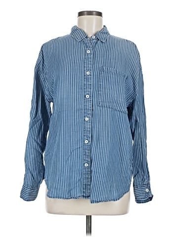 Forever 21 Long Sleeve Button-Down Shirt (view 1)