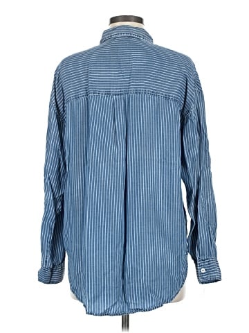Forever 21 Long Sleeve Button-Down Shirt (view 2)