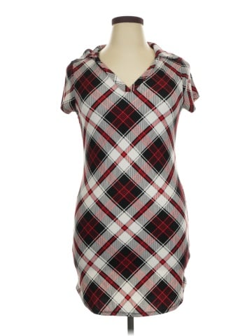 No Boundaries Casual Dress (view 1)