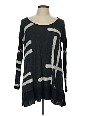T Party Long Sleeve T-Shirt (view 1)