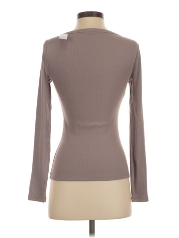 Gap Long Sleeve T-Shirt (view 2)