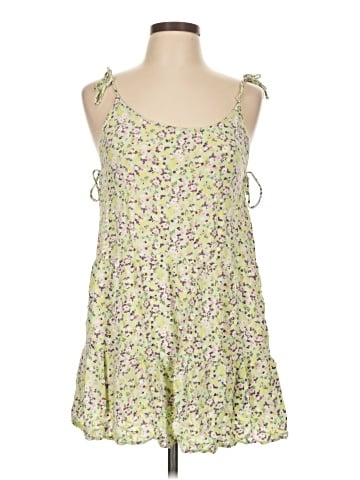 Xhilaration Sleeveless Top (view 1)