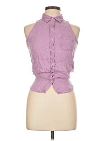 Mossimo Supply Co. Sleeveless Button-Down Shirt (view 1)