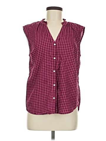 Old Navy Sleeveless Button-Down Shirt (view 1)