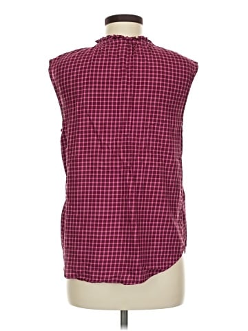 Old Navy Sleeveless Button-Down Shirt (view 2)