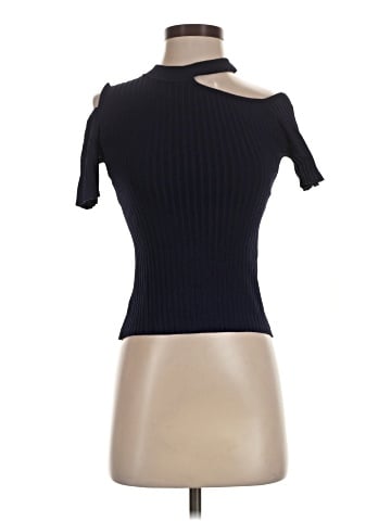 Lily Short Sleeve Top (view 1)