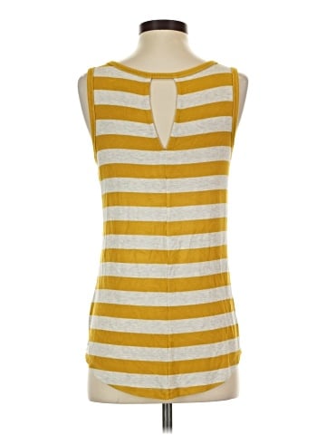 CAbi Sleeveless T-Shirt (view 2)