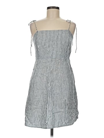 Old Navy Casual Dress (view 1)