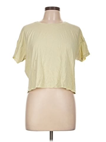 Lululemon Athletica Short Sleeve T-Shirt (view 1)