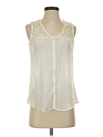 E&M Collection Sleeveless Blouse (view 1)