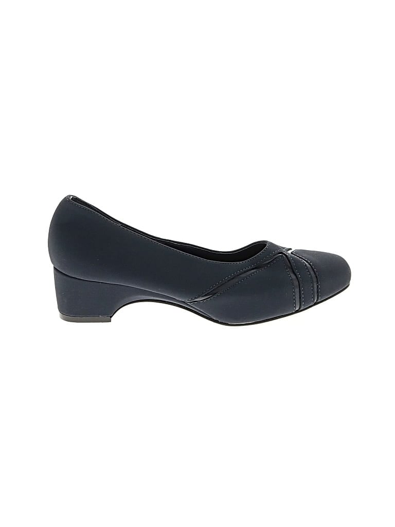 Pre-owned Beacon Heels In Blue
