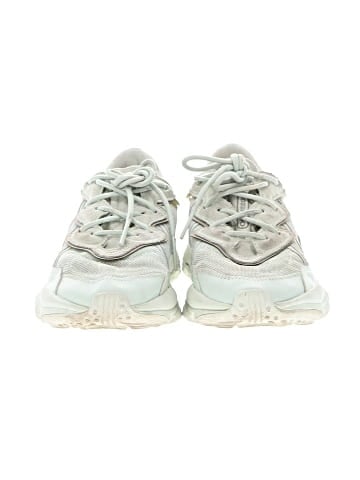 Adidas Sneakers (view 2)