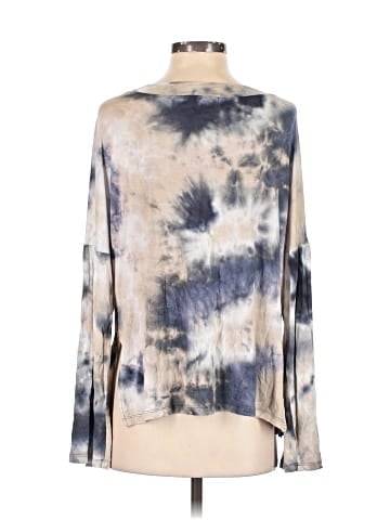 Lulus Long Sleeve T-Shirt (view 2)