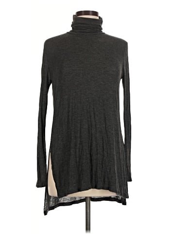 Final Touch Long Sleeve Top (view 1)
