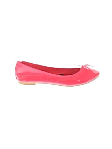 Unbranded Flats (view 1)