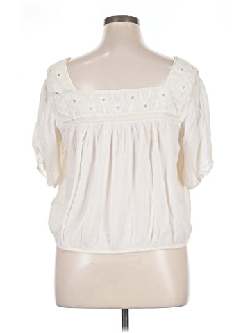 American Eagle Outfitters Short Sleeve Blouse (view 2)