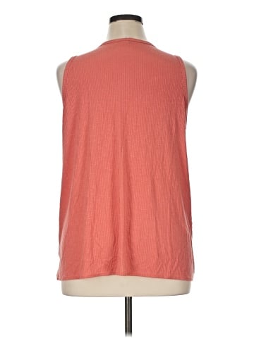 LUXE Sleeveless T-Shirt (view 2)