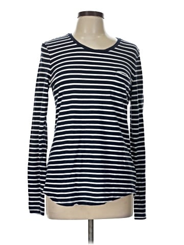 Old Navy Long Sleeve T-Shirt (view 1)