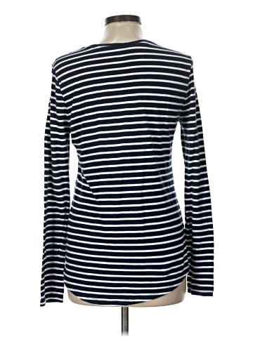 Old Navy Long Sleeve T-Shirt (view 2)