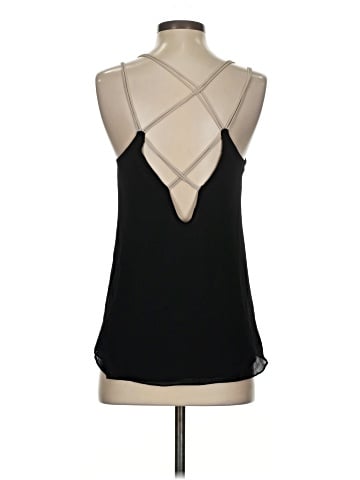 Narcisa Lang Sleeveless Top (view 2)