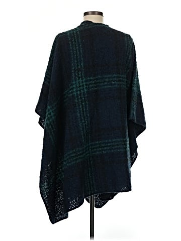 Woolrich Poncho (view 2)
