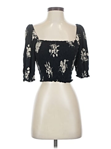 Urban Outfitters 3/4 Sleeve Top (view 1)