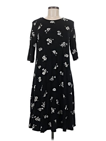 Old Navy Casual Dress (view 1)